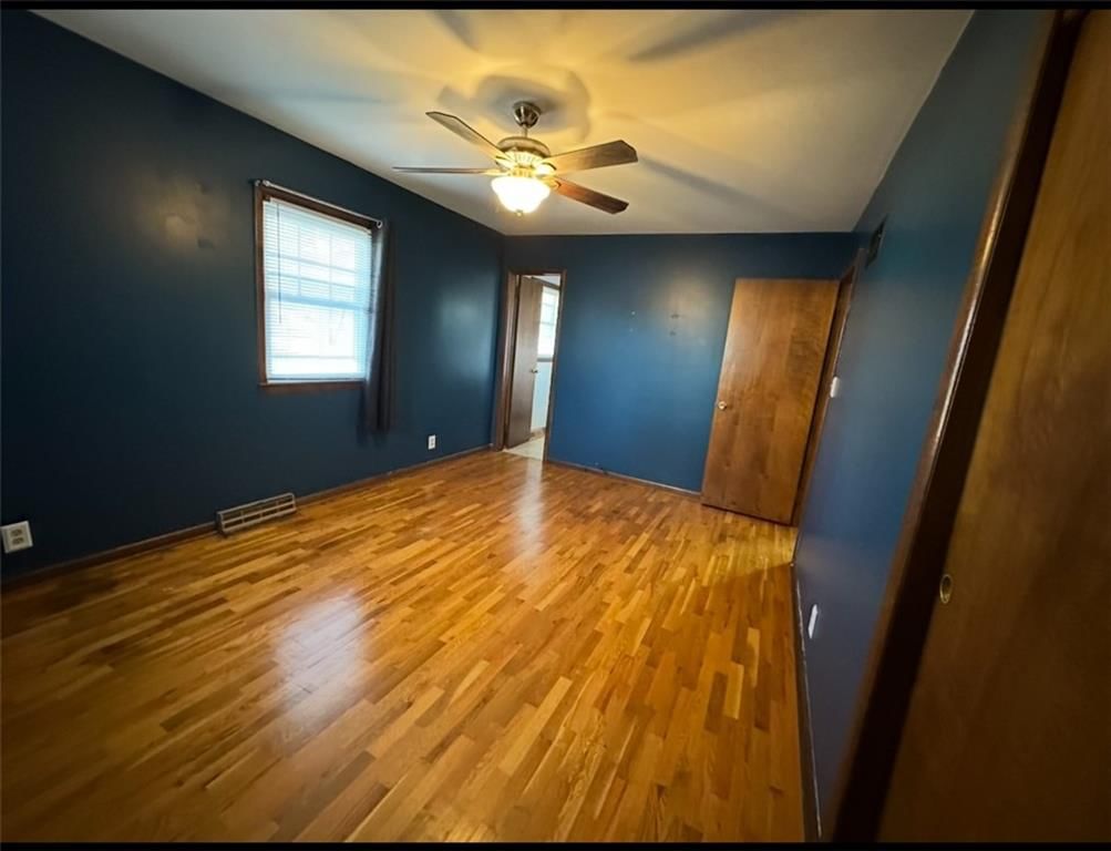 3615 Doniphan Avenue — photo 32
