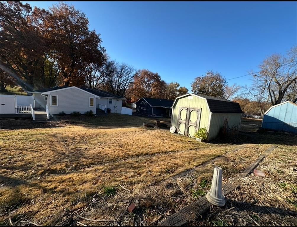 3615 Doniphan Avenue — photo 50
