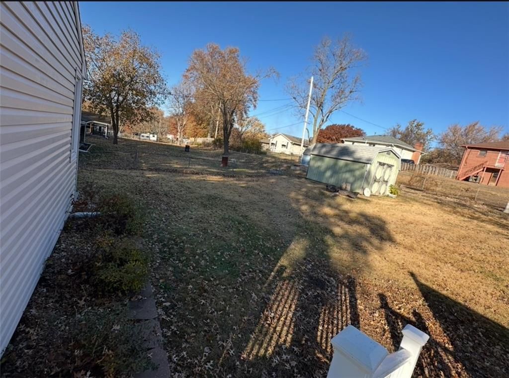 3615 Doniphan Avenue — photo 52