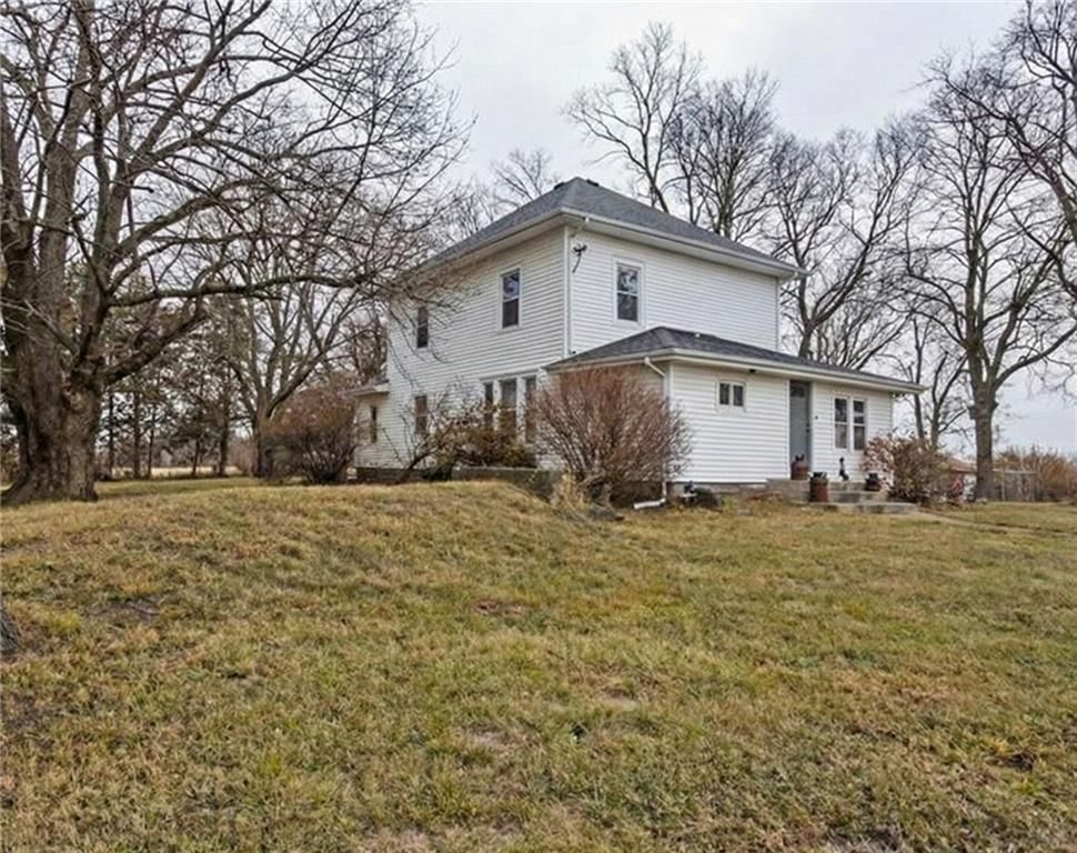 1005 SW Shaver Road, Plattsburg, MO