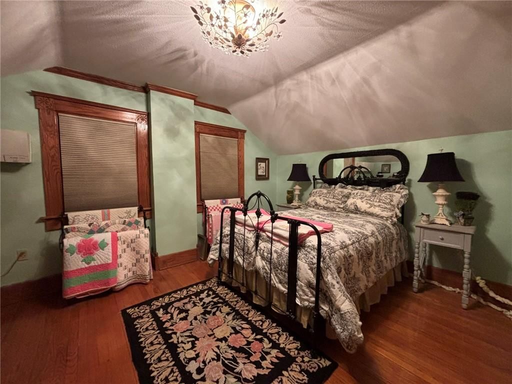 2119 Lovers Lane — photo 33