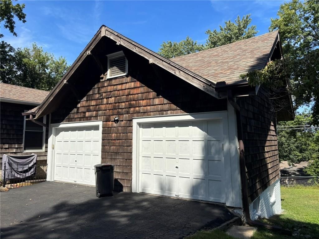 2119 Lovers Lane — photo 47