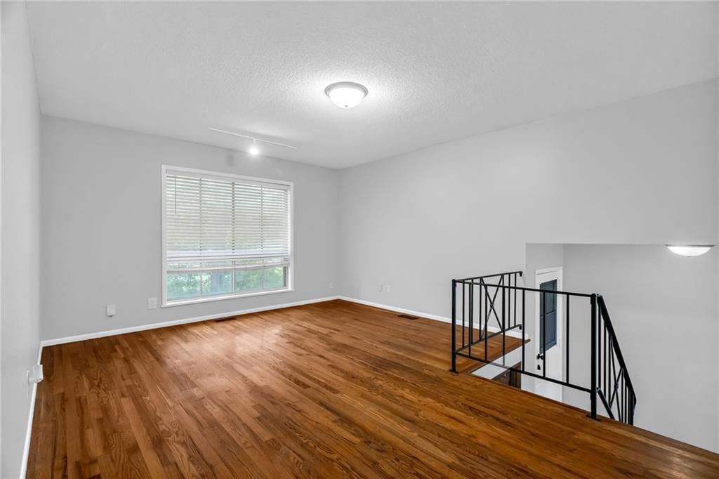 18805 E Arrowhead Drive — photo 5