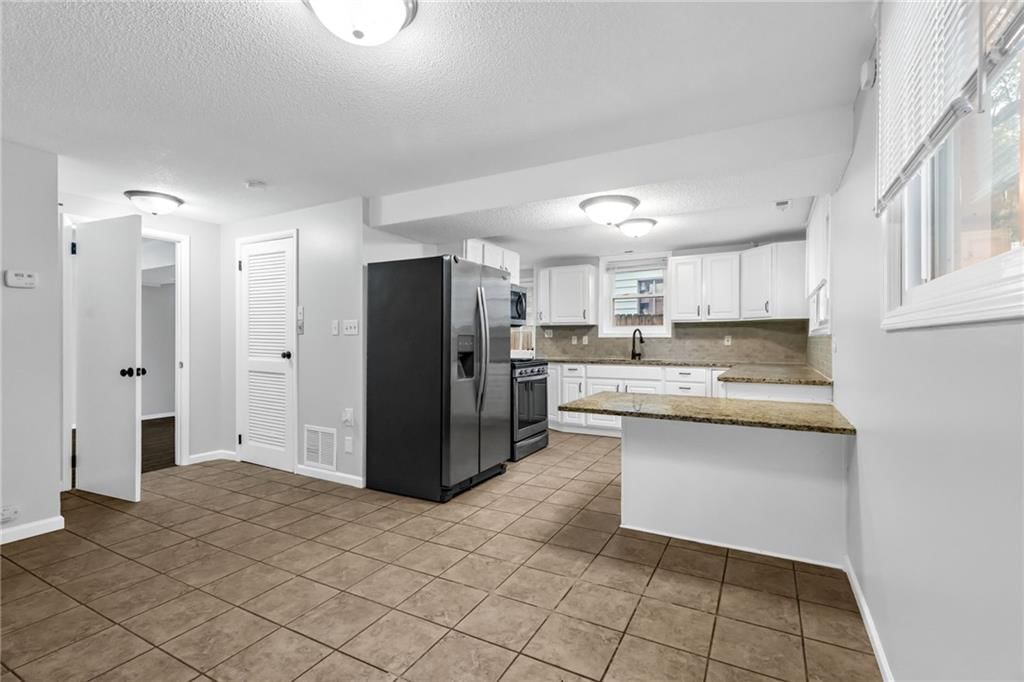18805 E Arrowhead Drive — photo 18