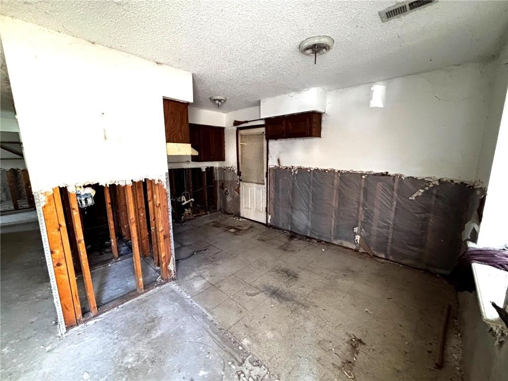7127 Bales Avenue — photo 2
