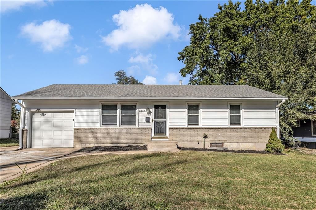 5222 NE 44th Street, Kansas City, MO