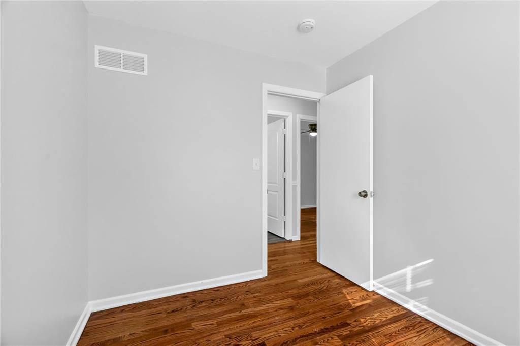 5222 NE 44th Street — photo 12
