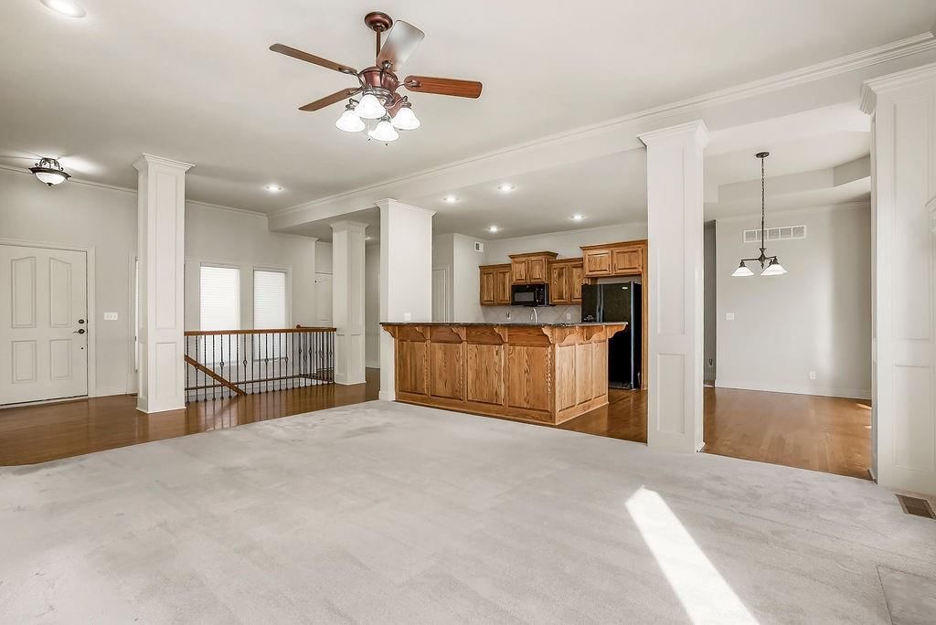 2224 NE Overland Drive — photo 6