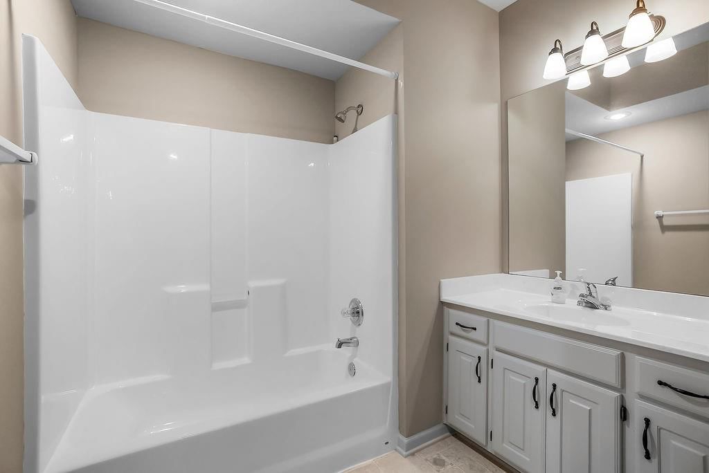 2224 NE Overland Drive — photo 27