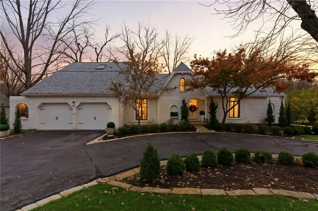 3705 Shawnee Mission Parkway, Fairway, KS