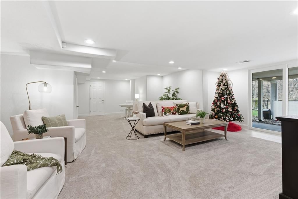 3705 Shawnee Mission Parkway — photo 26