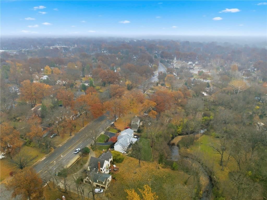 3705 Shawnee Mission Parkway — photo 41