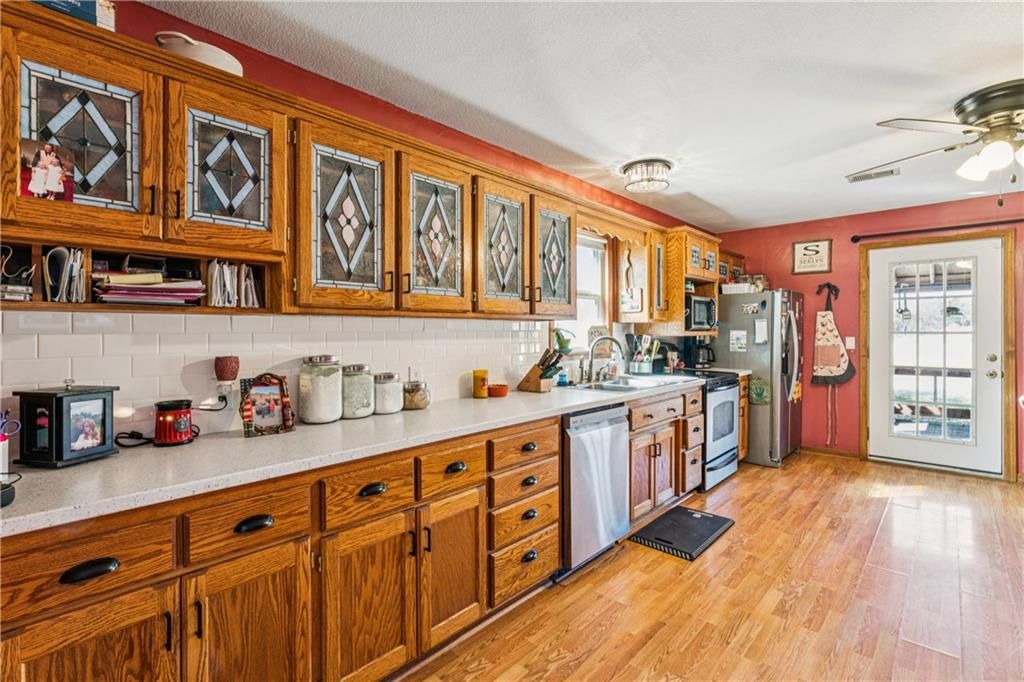 10540 W 287th Street — photo 15