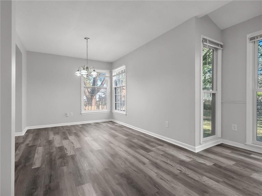 2128 S Lennox Drive — photo 7