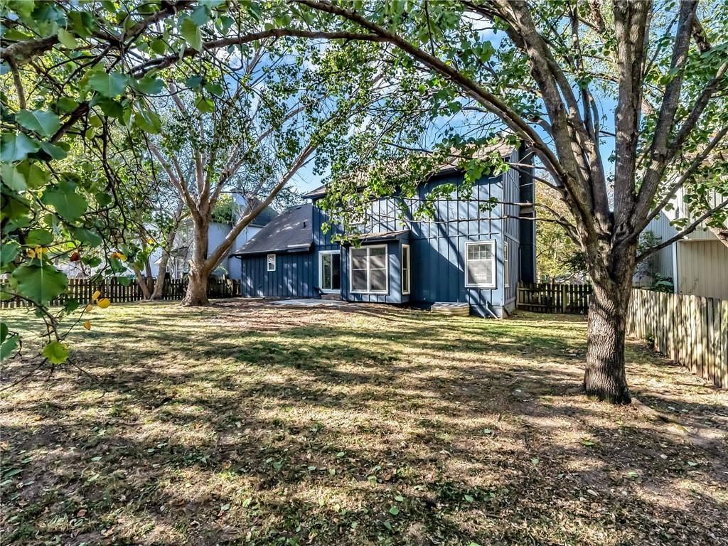 2128 S Lennox Drive — photo 25
