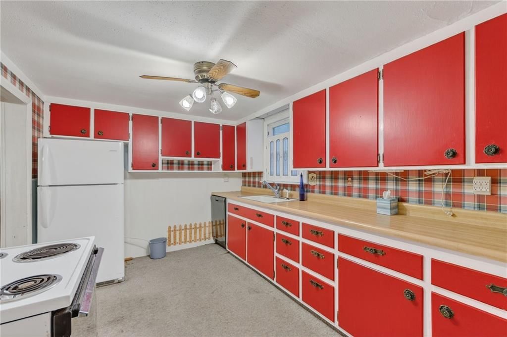 307 Center Street — photo 16