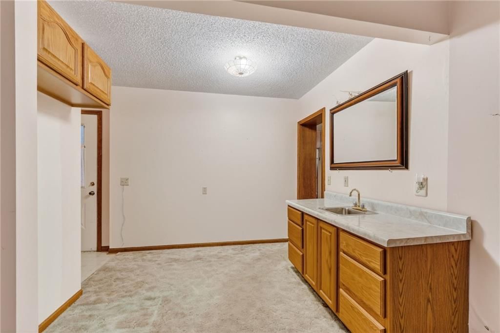 307 Center Street — photo 24
