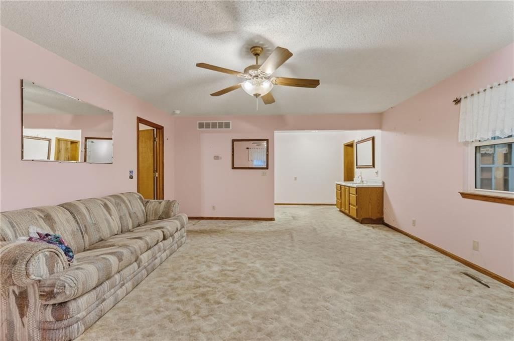 307 Center Street — photo 26