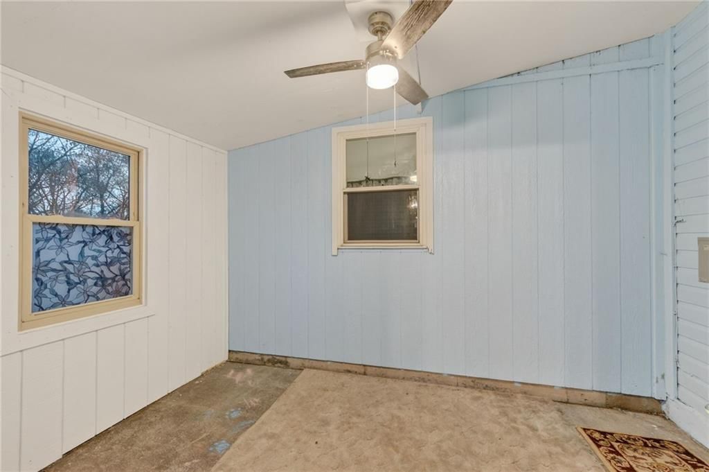 307 Center Street — photo 36