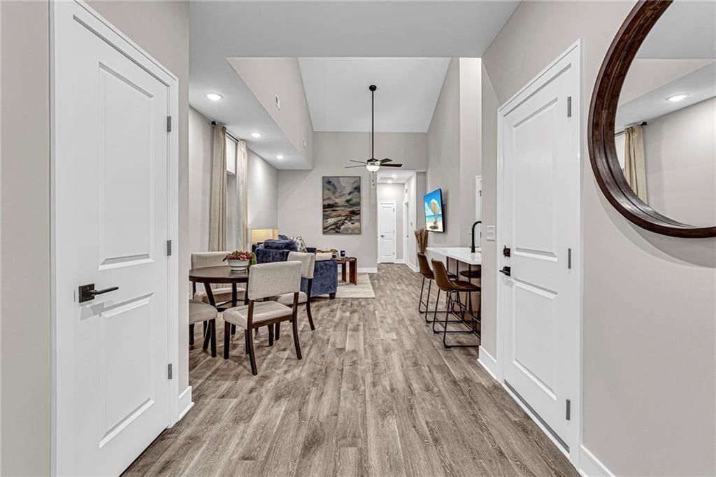 5824 Hunter Court — photo 9