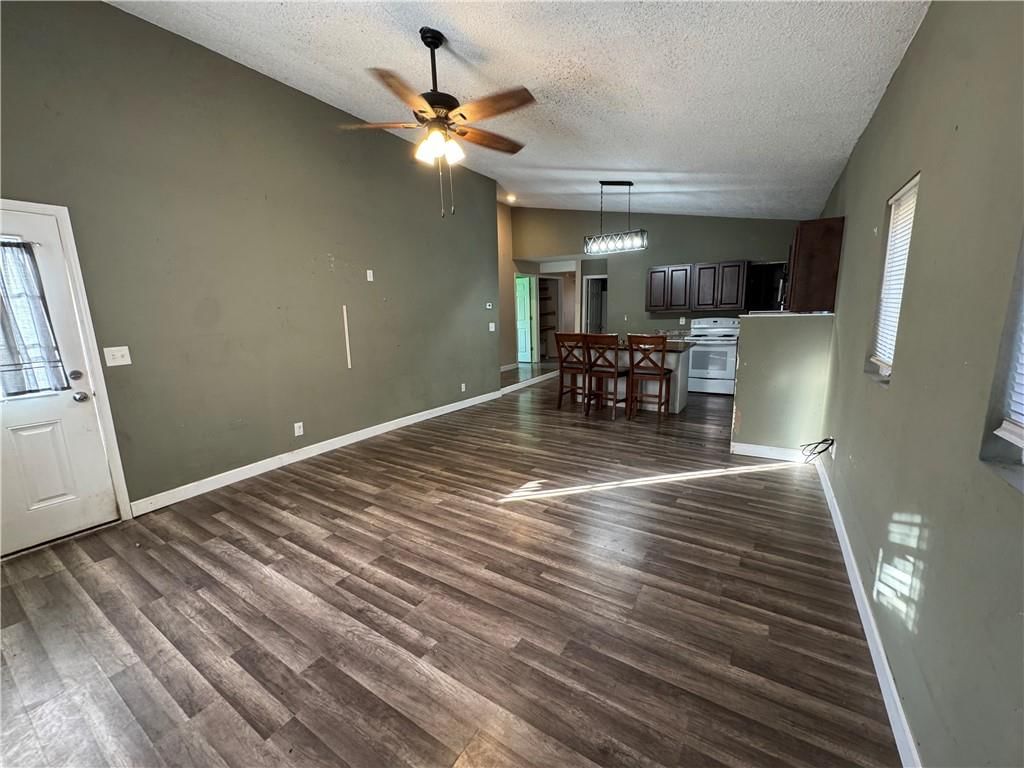 206 E lucy Street — photo 9