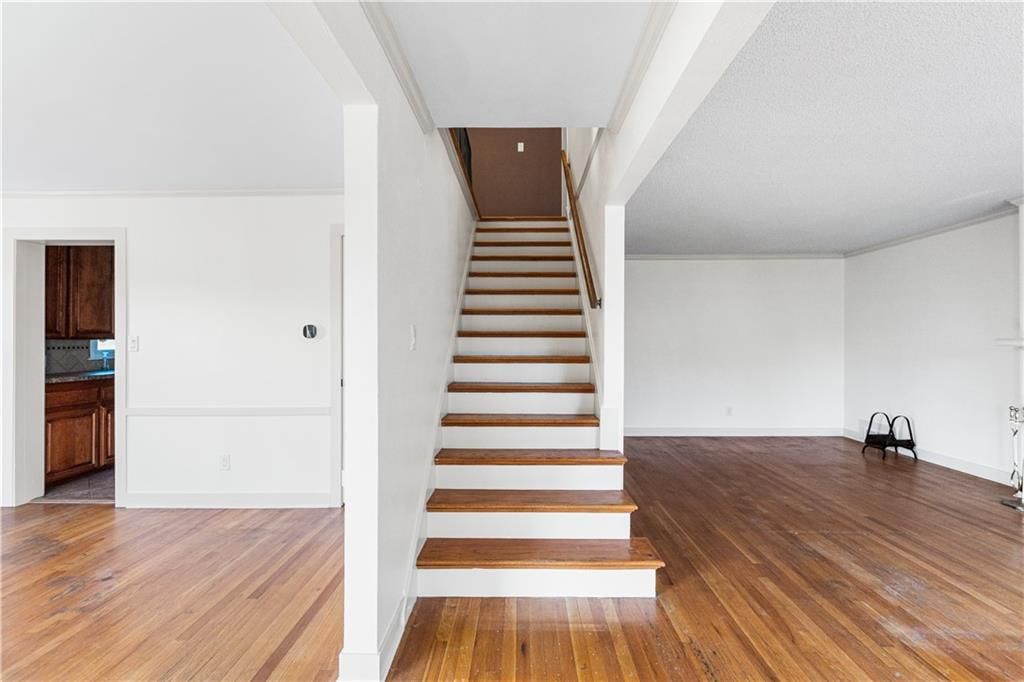 416 E 81st Street — photo 15