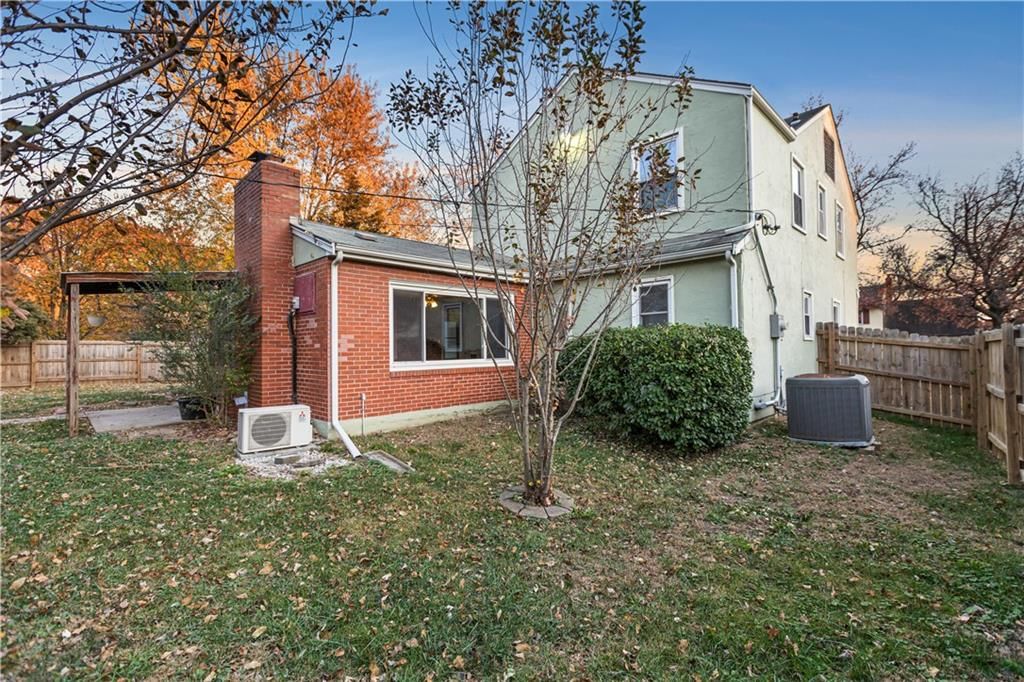 416 E 81st Street — photo 63