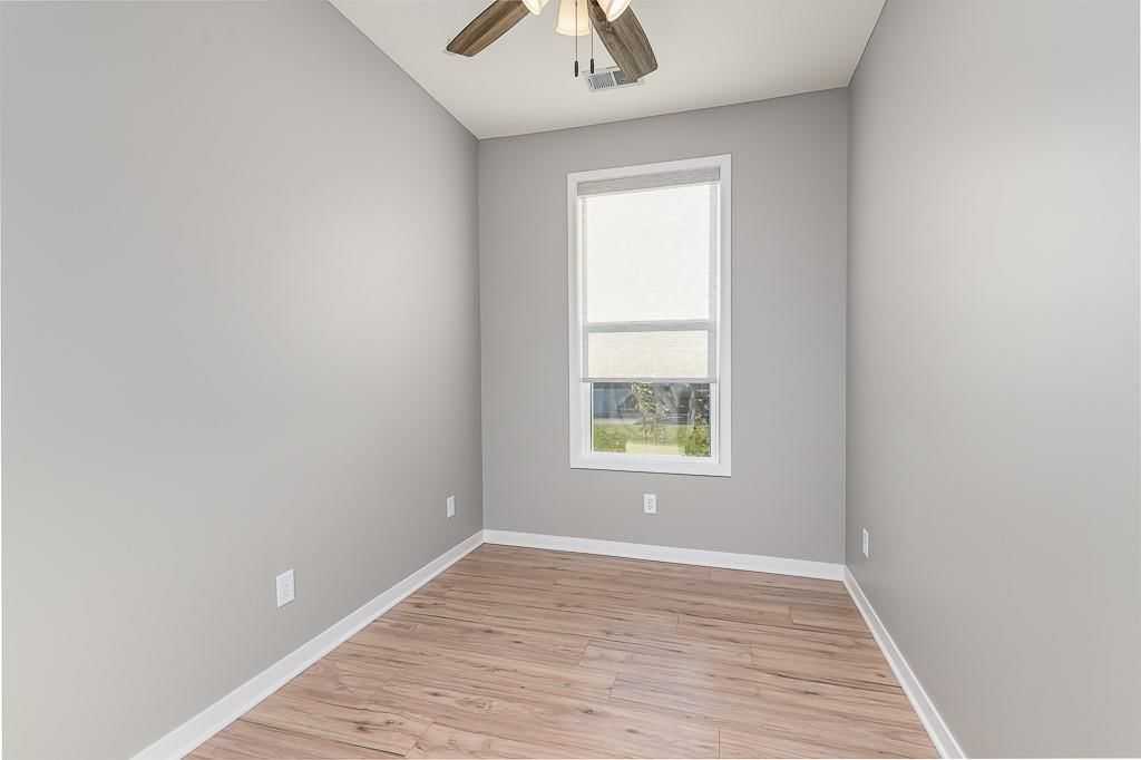 932 N Cottonwood Court — photo 16