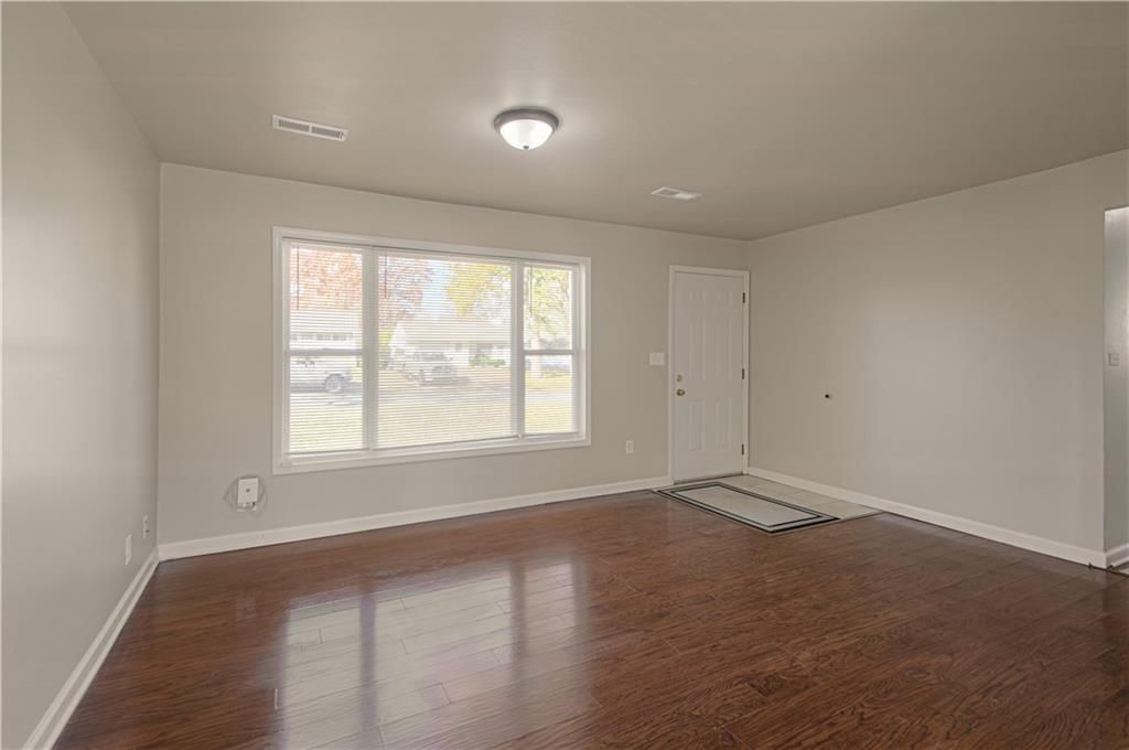 7401 E 109th Terrace — photo 3