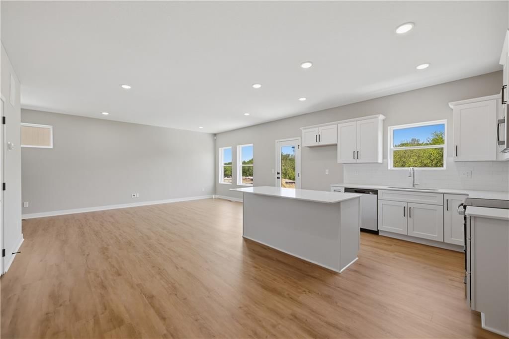4709 Brentwood Avenue — photo 9