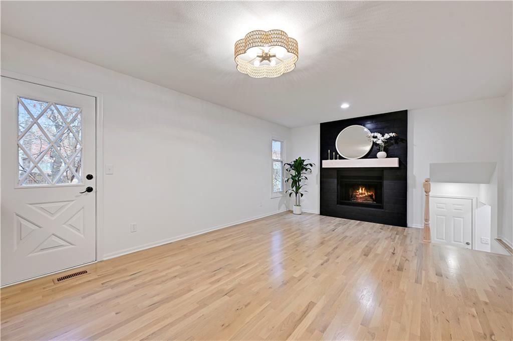 9318 Greenway Lane — photo 7