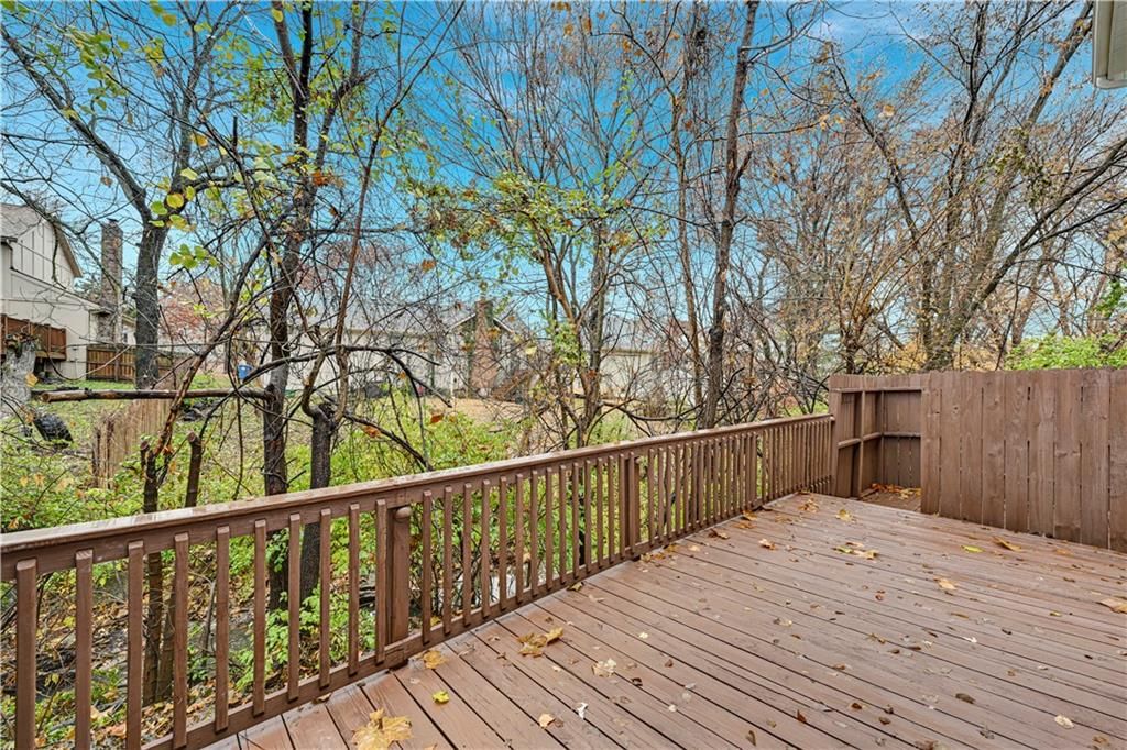 9318 Greenway Lane — photo 9
