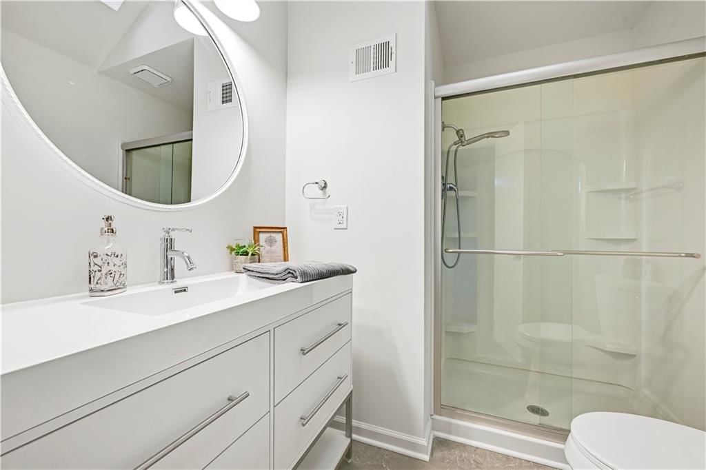 9318 Greenway Lane — photo 16
