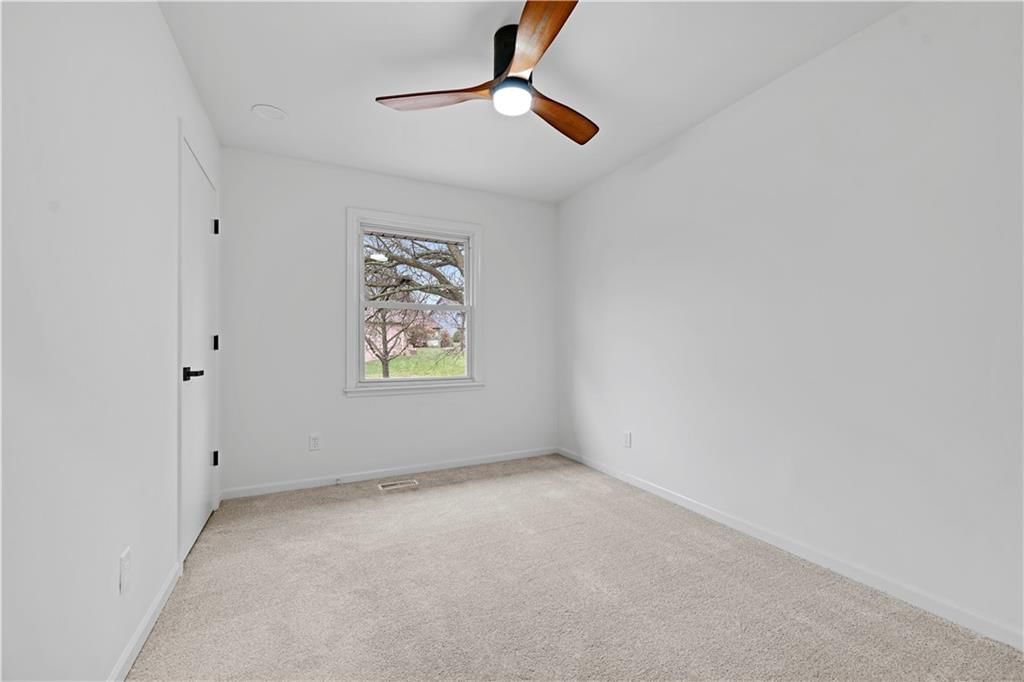 9318 Greenway Lane — photo 17