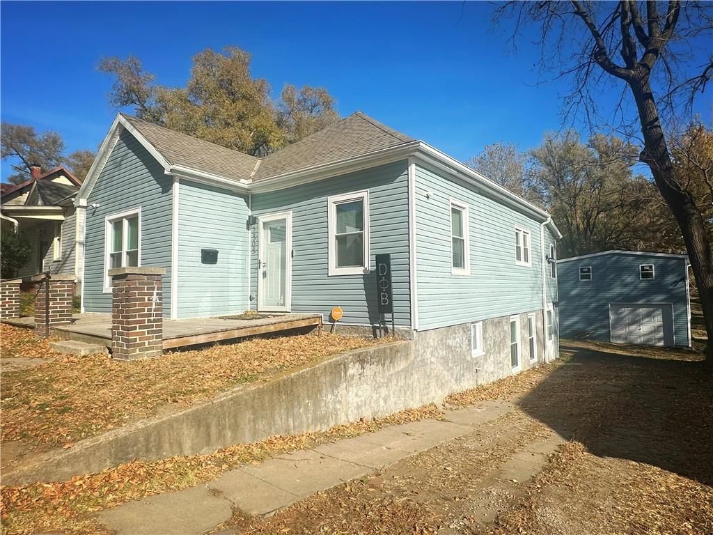 2505 S 18th Street — photo 2