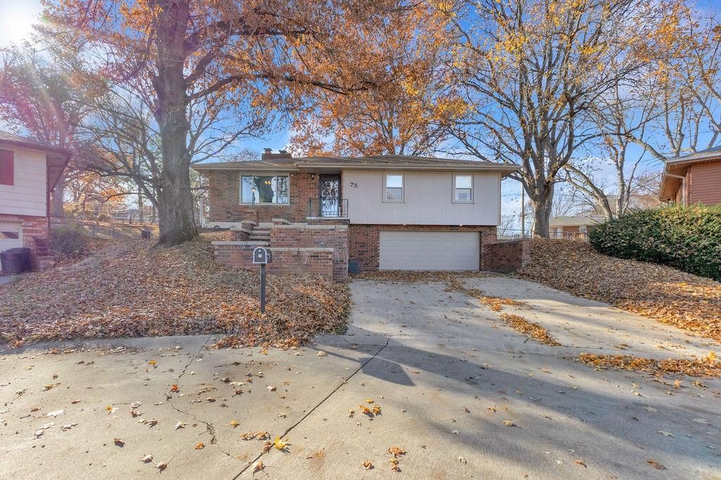 75 Myrna Circle — photo 4