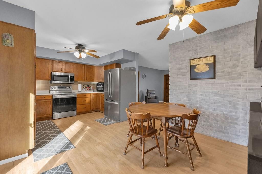 75 Myrna Circle — photo 15