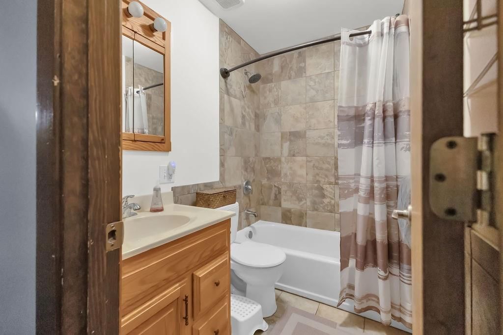 75 Myrna Circle — photo 17