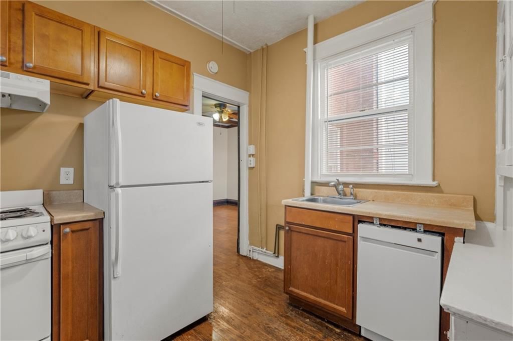 3619 Wyandotte Street — photo 7