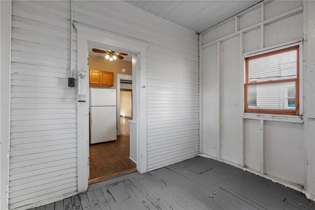 3619 Wyandotte Street — photo 13