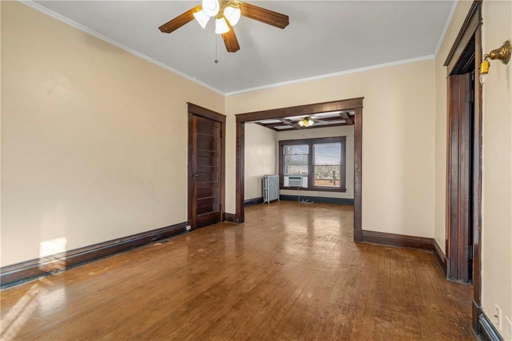3619 Wyandotte Street — photo 32