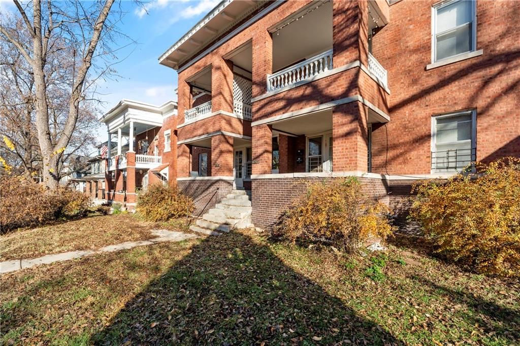 3619 Wyandotte Street — photo 34