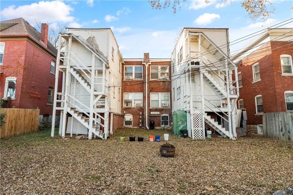 3619 Wyandotte Street — photo 39