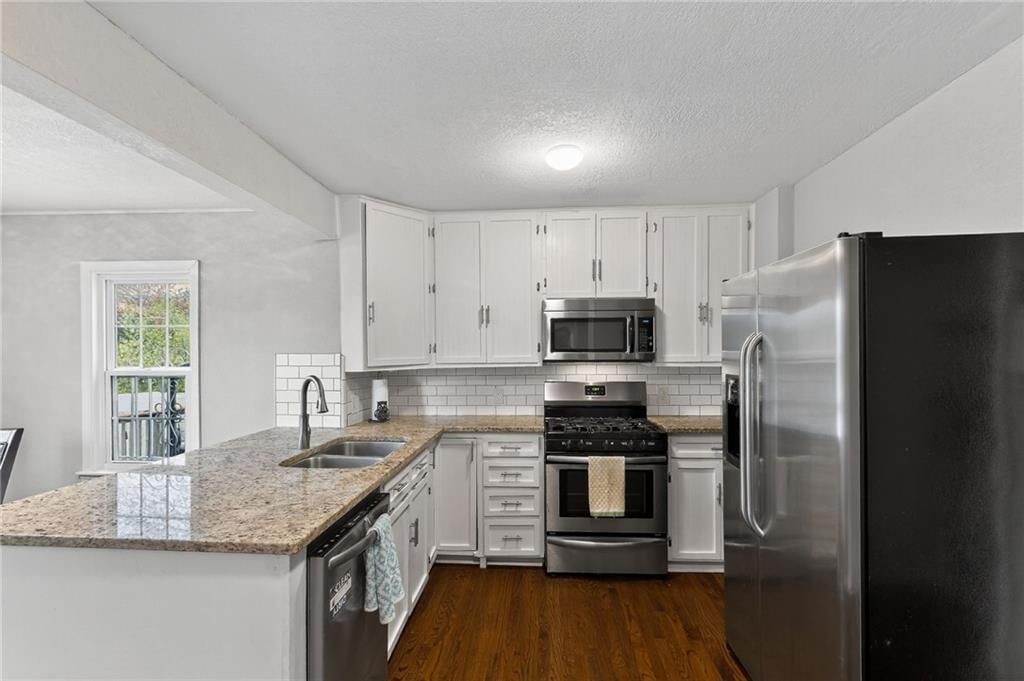 5615 Oakland Avenue — photo 11