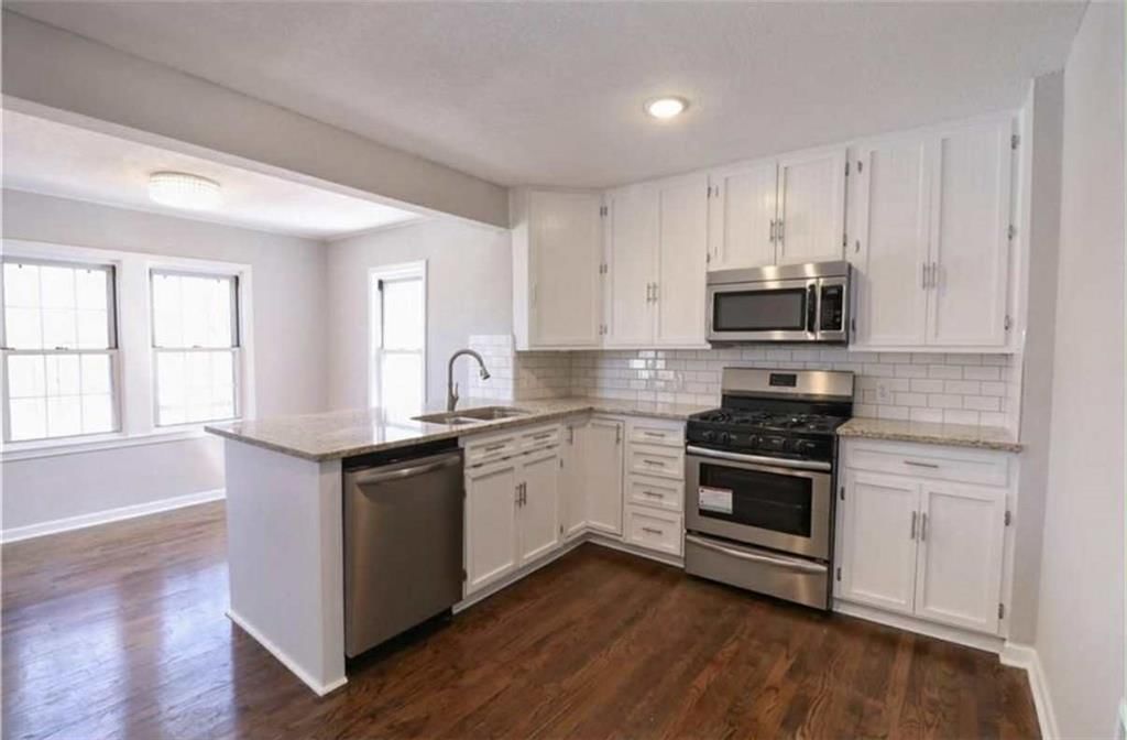 5615 Oakland Avenue — photo 12