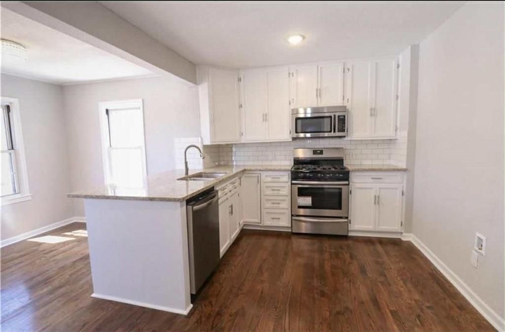5615 Oakland Avenue — photo 13