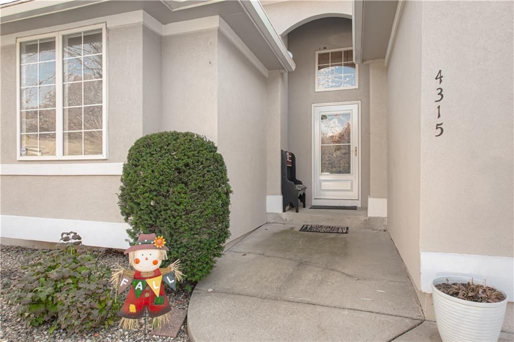 4315 S Davidson Drive NW — photo 2