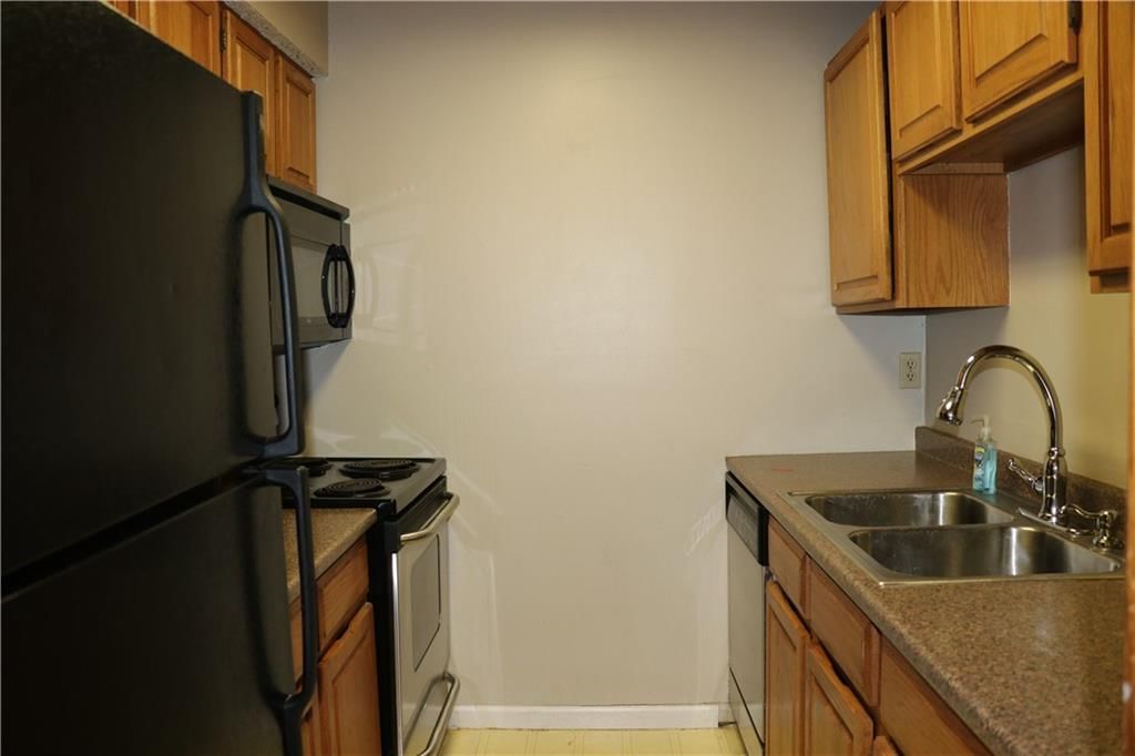 2901 University Drive — photo 4