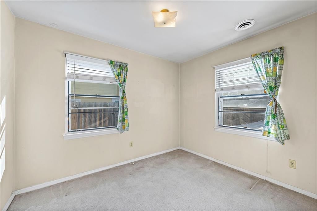 4905 Vista Street — photo 11
