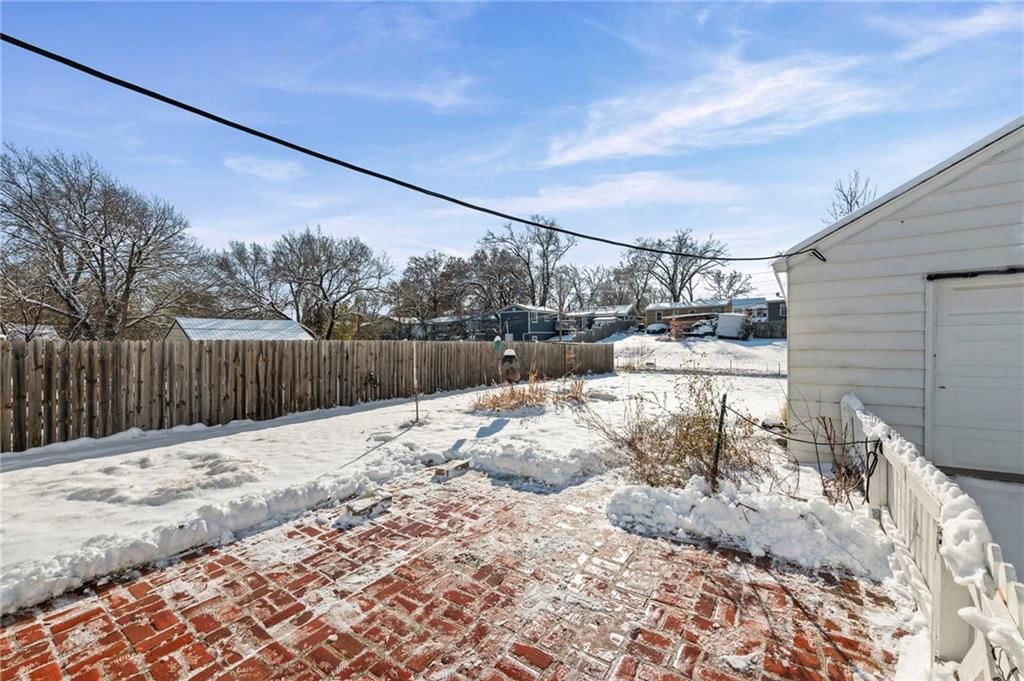 4905 Vista Street — photo 16